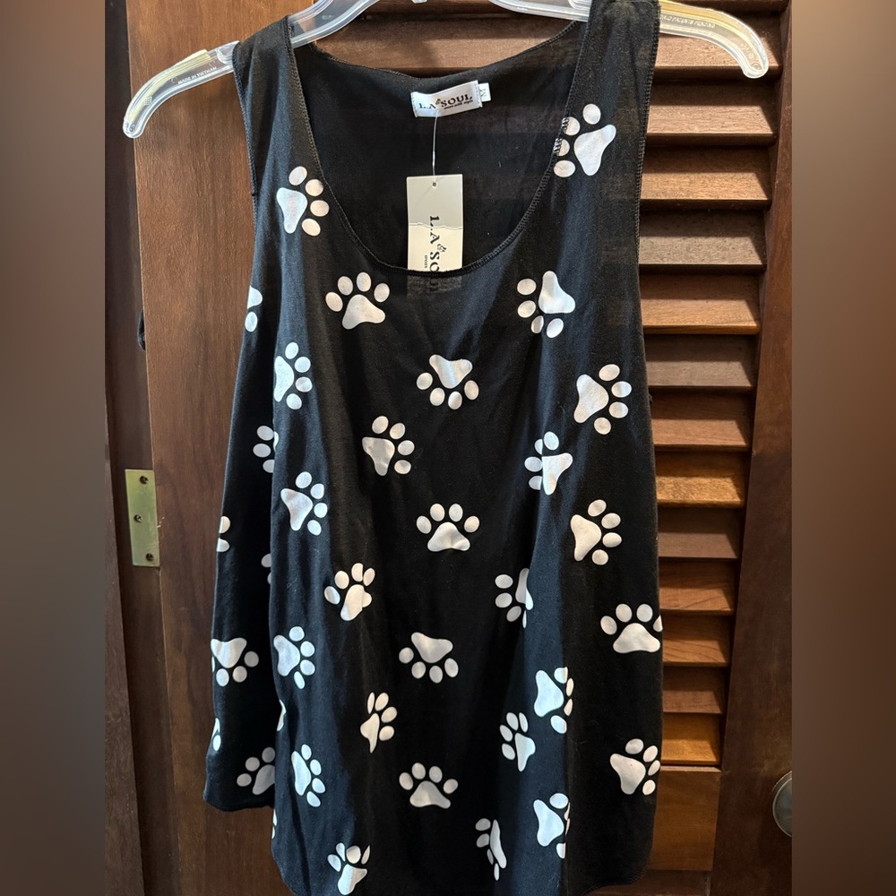 LA SOUL Black Tank with White Paw Print Pattern